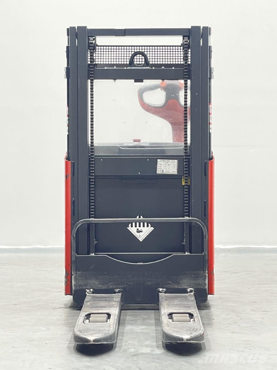 Linde L12-1172 Ručni električni viljuškar