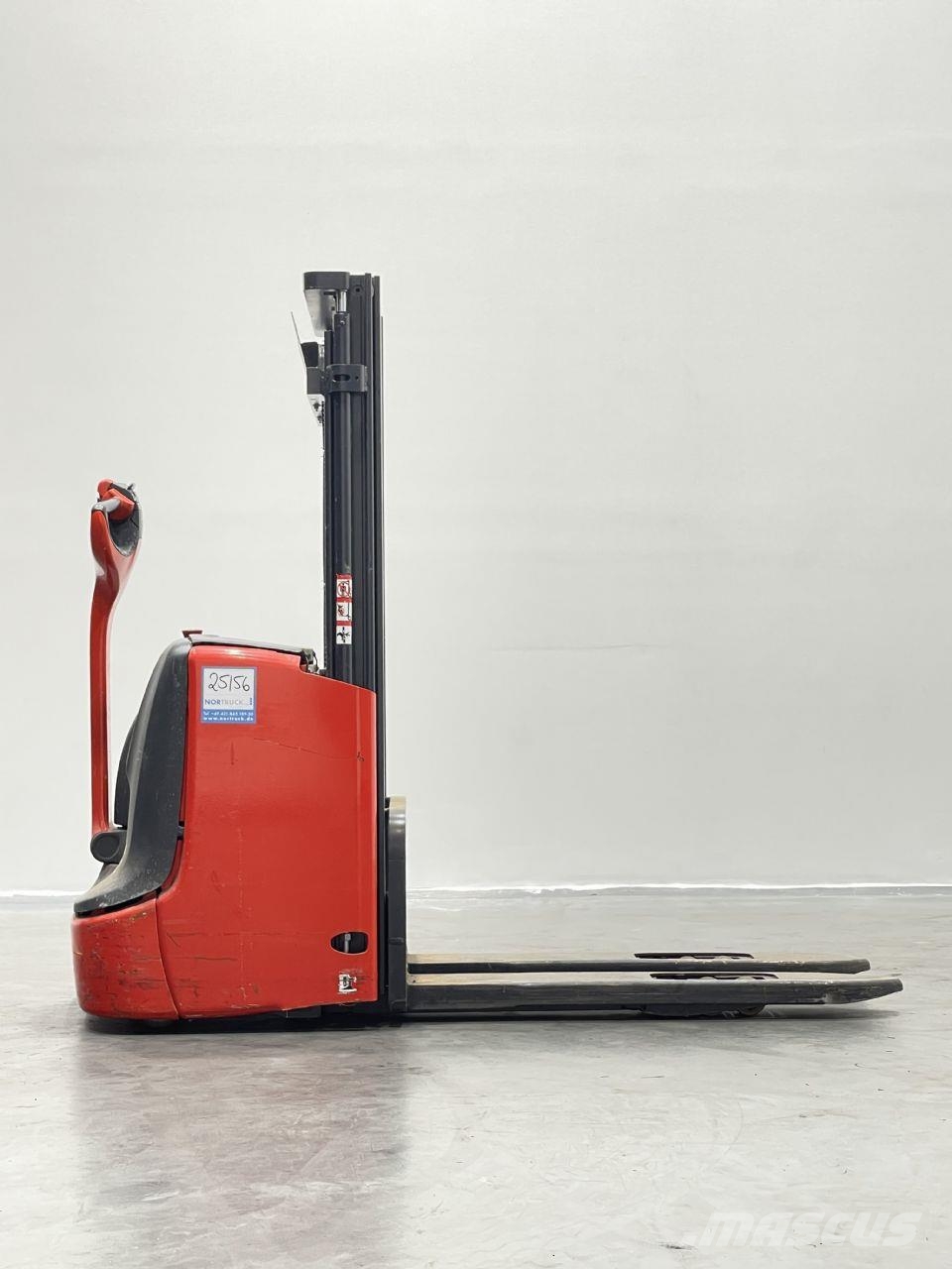 Linde L12I-1172 Meeloop stapelaar