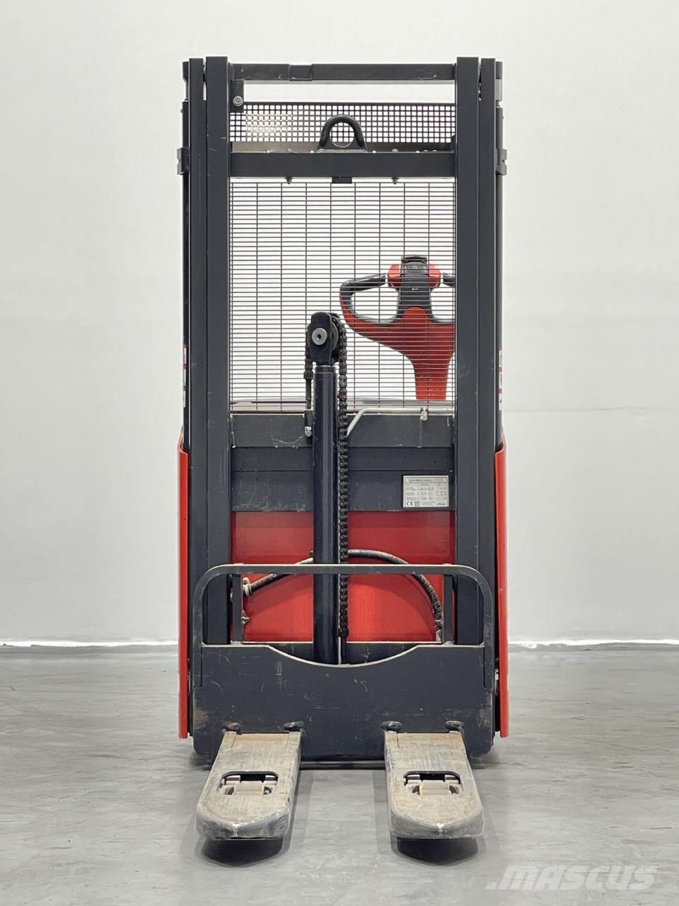 Linde L12I-1172 Meeloop stapelaar