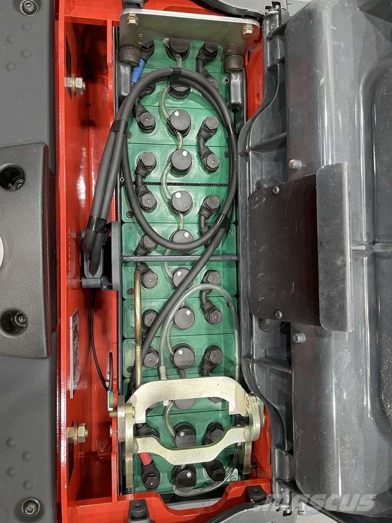 Linde P30C-1190 견인 트럭