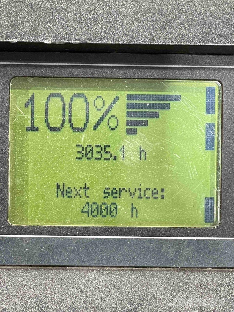 Linde P30C-1190 Towing truck