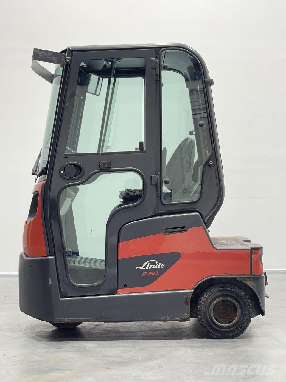 Linde P60-1191 Vontatótargonca