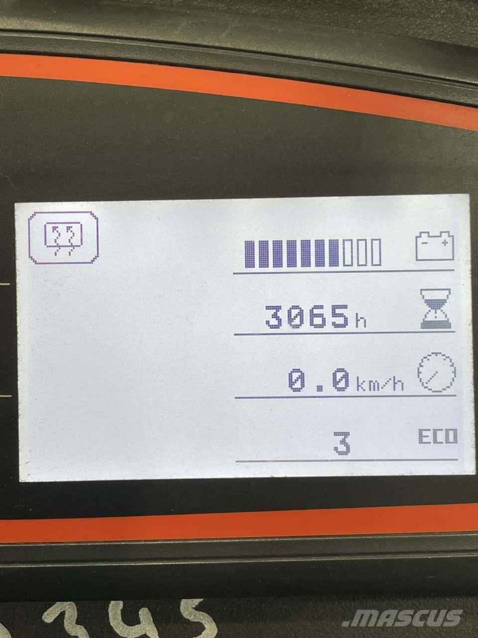 Linde P60-1191 Vontatótargonca