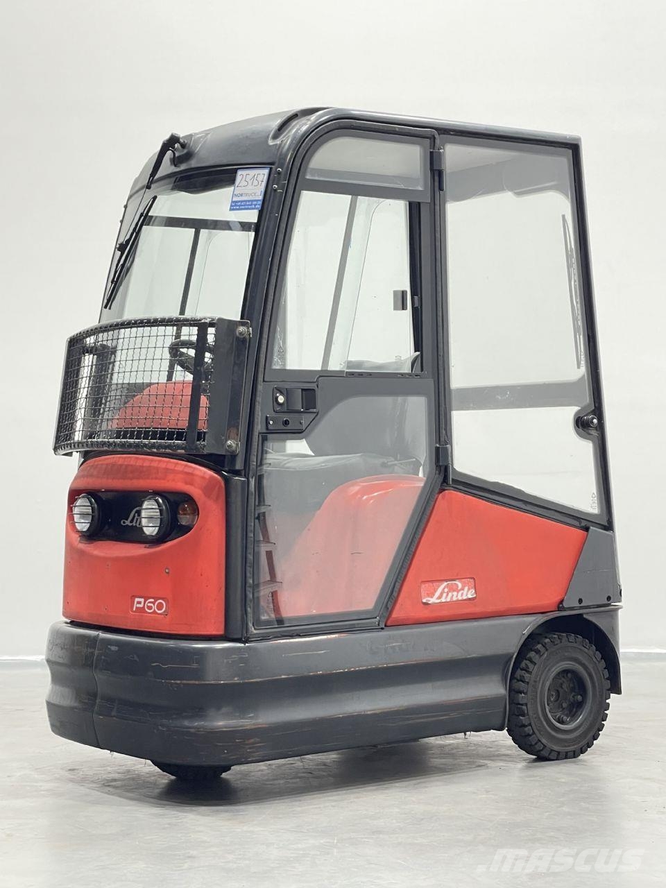 Linde P60-126 Vontatótargonca