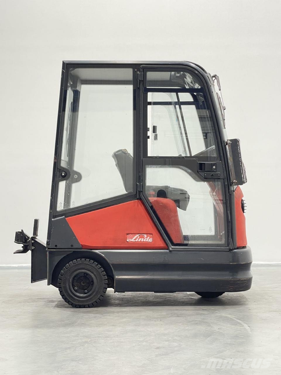 Linde P60-126 Vontatótargonca