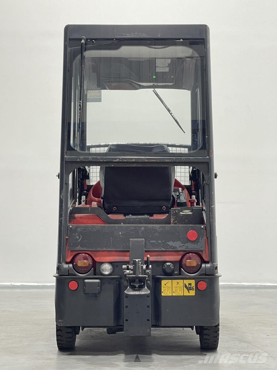 Linde P60-126 Vontatótargonca