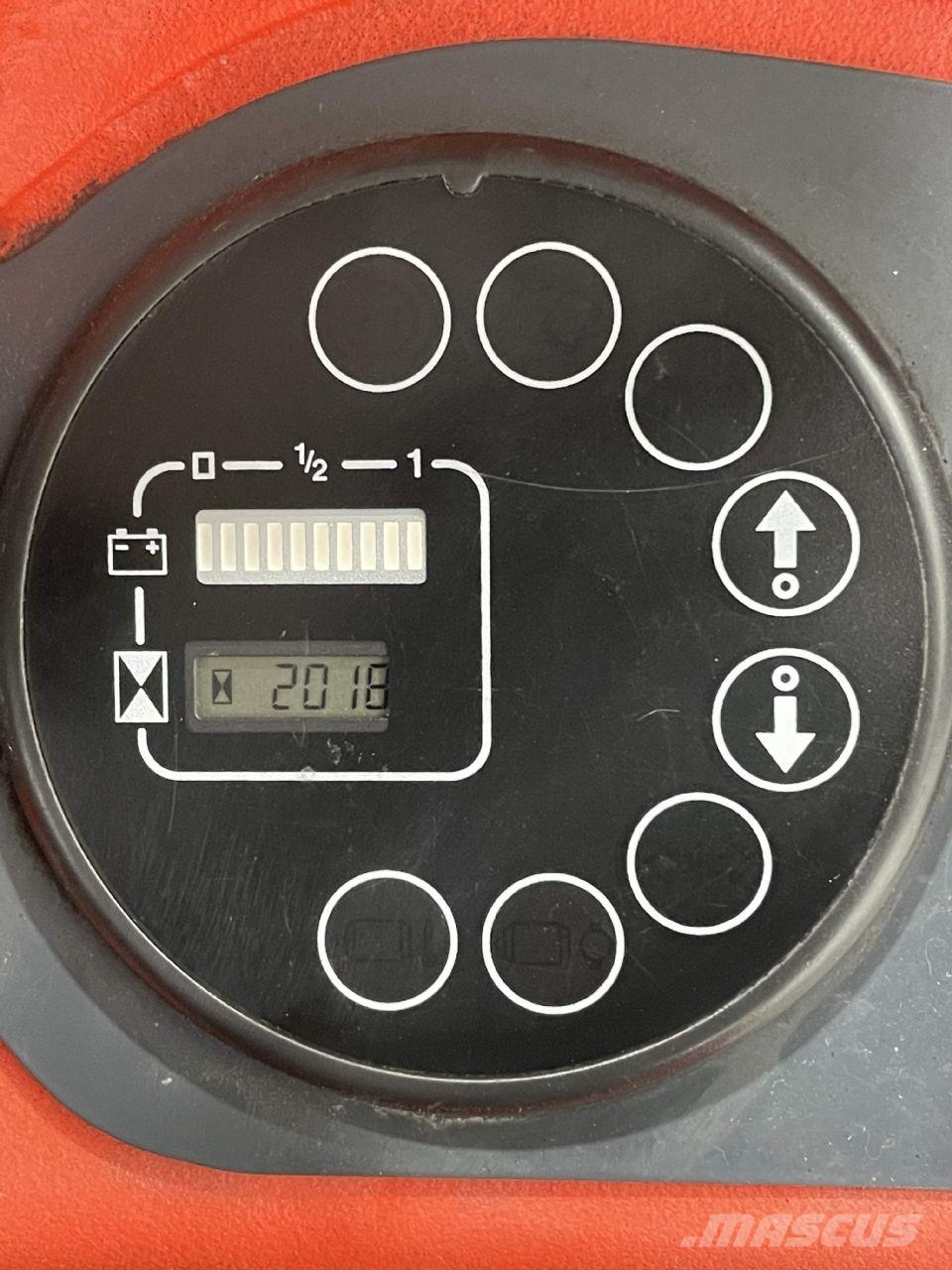Linde P60-126 Vontatótargonca