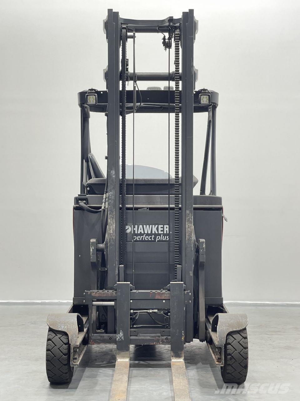 Linde R16G-01-1120 Lükandmastiga tõstukid