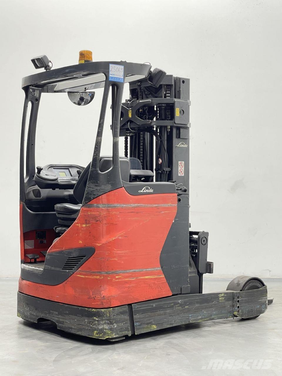 Linde R20-01-1120 Reachtruck