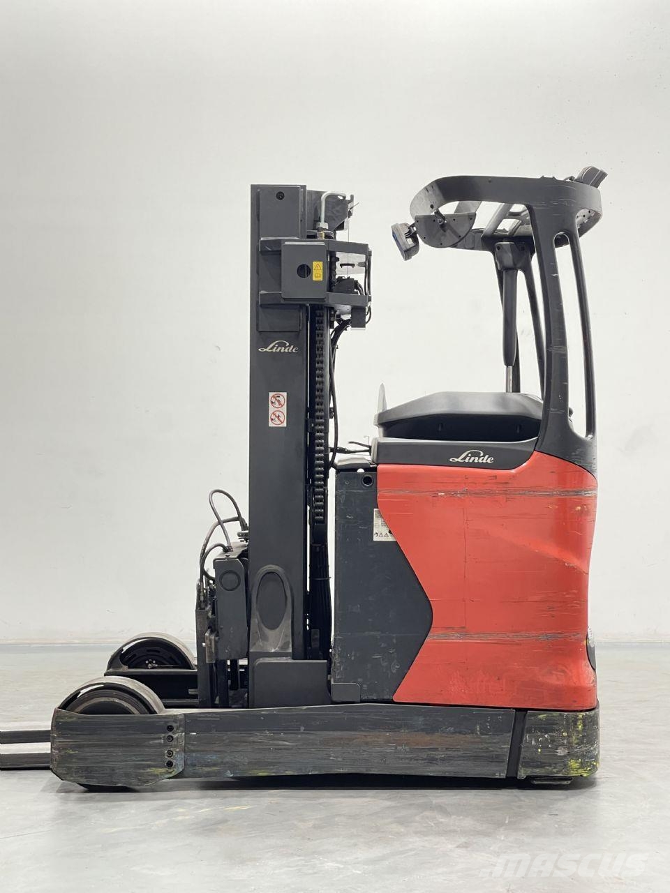 Linde R20-01-1120 Reachtruck