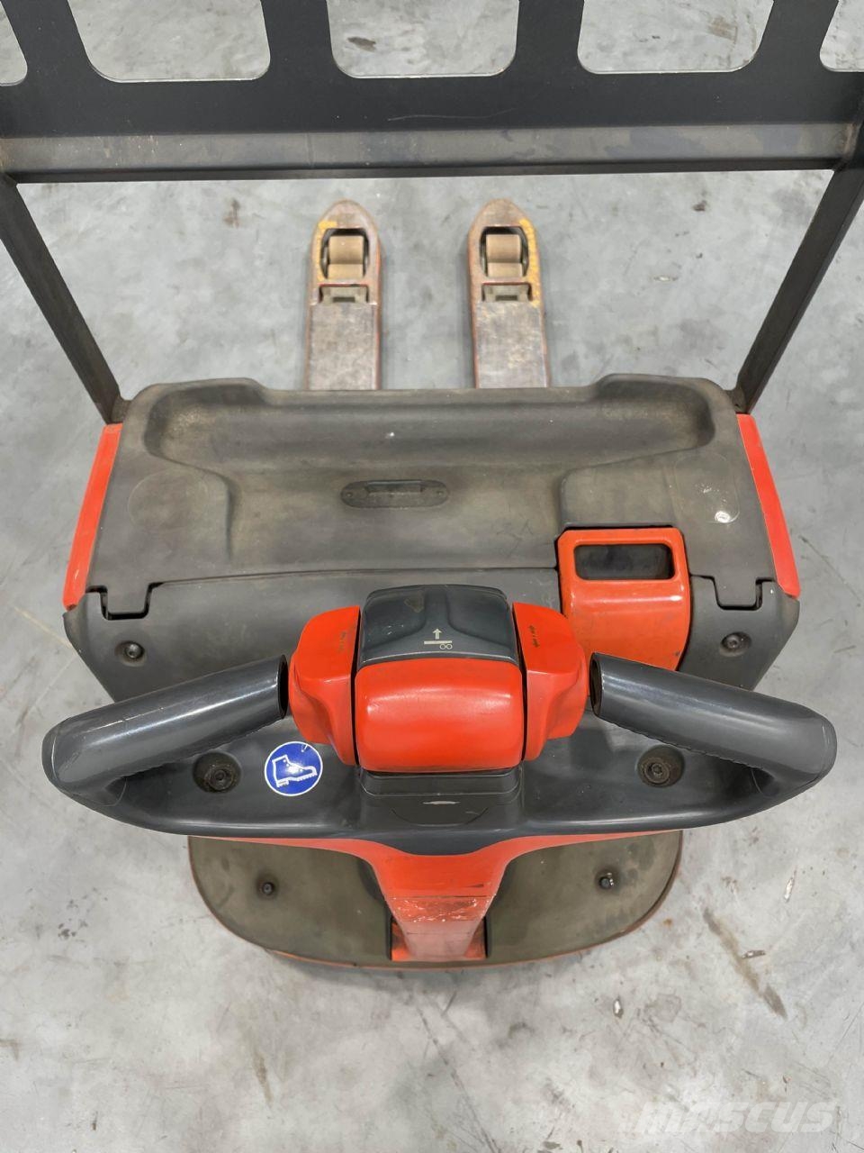 Linde T18-1152 Штабелери