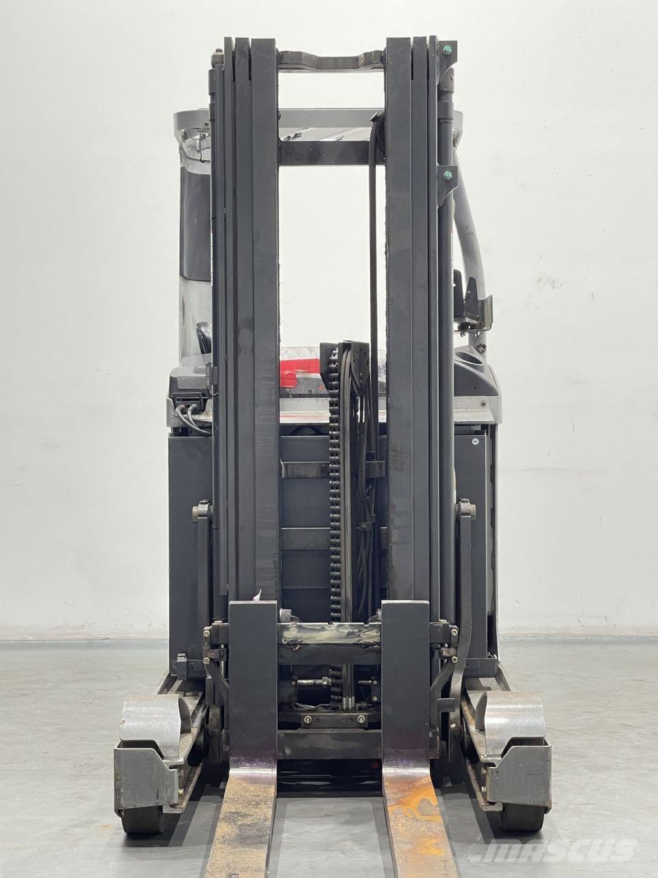 Still FM-X20N Reachtruck voor hoog niveau