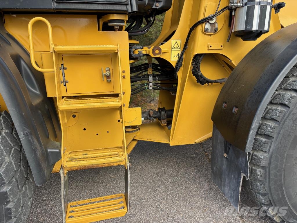 CAT 914K + VOLVO PIKALIITIN + LISÄHYDRAULIIKKA + RASVA Kolesni nakladalci