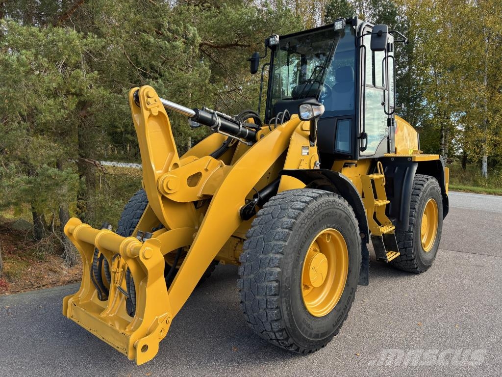 CAT 914K + VOLVO PIKALIITIN + LISÄHYDRAULIIKKA + RASVA Kolesni nakladalci