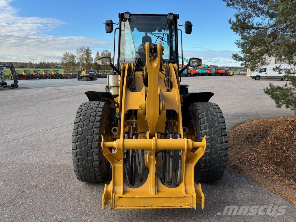 CAT 914K + VOLVO PIKALIITIN + LISÄHYDRAULIIKKA + RASVA Kolesni nakladalci