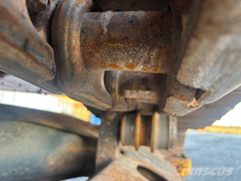 Doosan DX225LC + 800MM TELAT + LÄMMITIN + PROBO EC226 -20 Kāpurķēžu ekskavatori