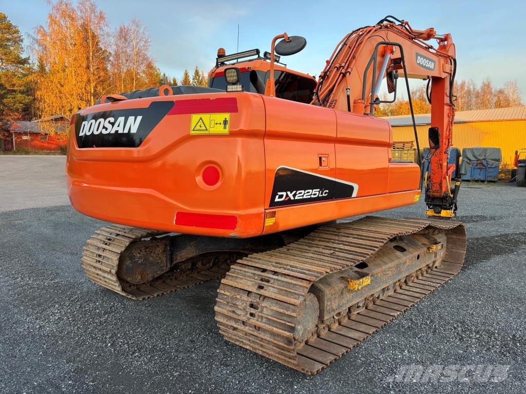 Doosan DX225LC + 800MM TELAT + LÄMMITIN + PROBO EC226 -20 Kāpurķēžu ekskavatori