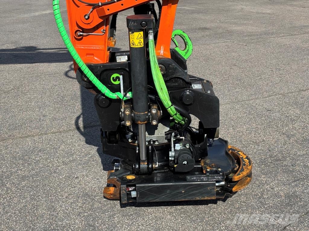 Hitachi ZAXIS135US-7 + PUSKULEVY + RASVARI + EBERI + STEEL Koparki gąsienicowe