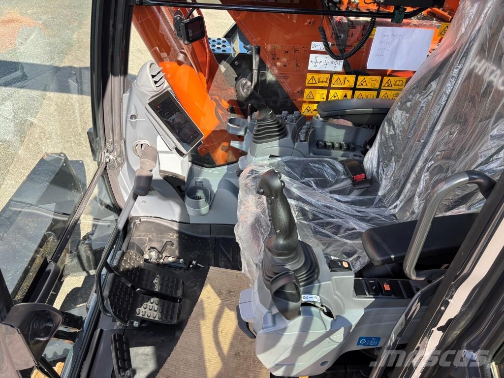 Hitachi ZAXIS135US-7 + PUSKULEVY + RASVARI + EBERI + STEEL Koparki gąsienicowe