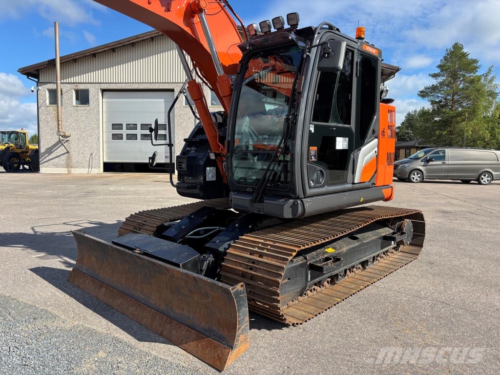 Hitachi ZAXIS135US-7 + PUSKULEVY + RASVARI + EBERI + STEEL Koparki gąsienicowe