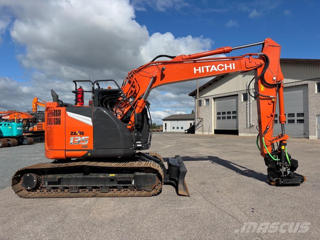 Hitachi ZAXIS135US-7 + PUSKULEVY + RASVARI + EBERI + STEEL Koparki gąsienicowe
