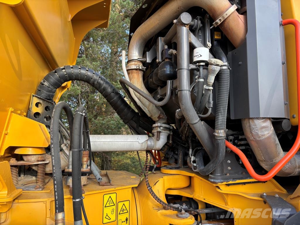 Volvo A40G + STAGE 5 + KOROKKEET + PERÄLAUTA + 100% RENK Dumpperit