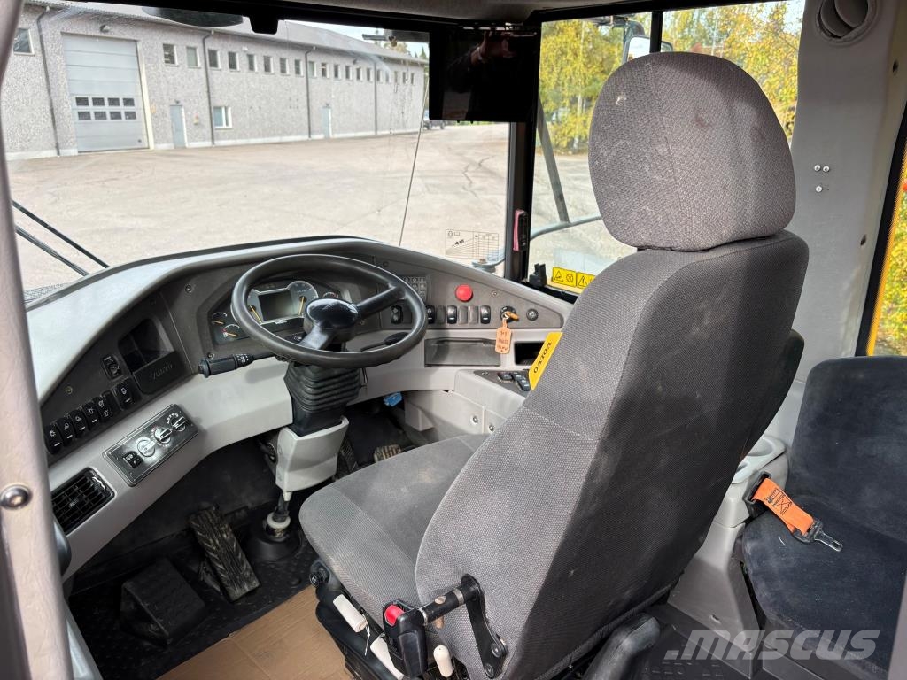 Volvo A45G + STAGE 5 + KOROKKEET + PERÄLAUTA + RASVARI + Csuklósdömperek