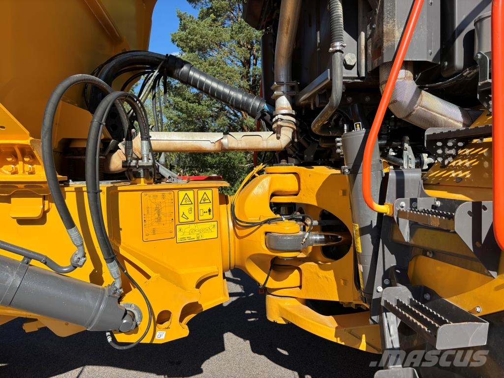 Volvo A60H + KOROKKEET + PERÄLAUTA + RASVARI + LAVALÄMPÖ Camiones articulados
