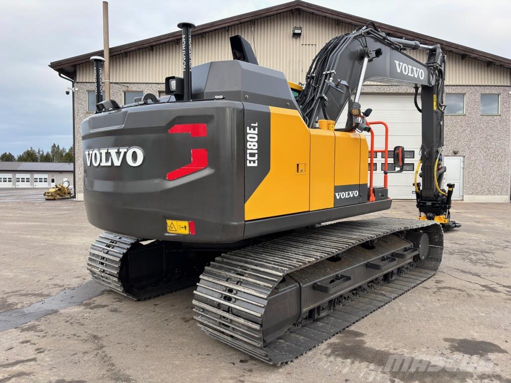 Volvo EC180EL + 800MM TELAT + RASVARI + LÄMMITIN + EC226 Pelle sur chenilles