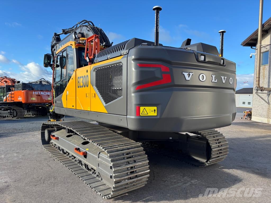 Volvo EC300FL + RASVARI + LÄMMITIN + S80 + EC233 PIHDILL Telakaivukoneet