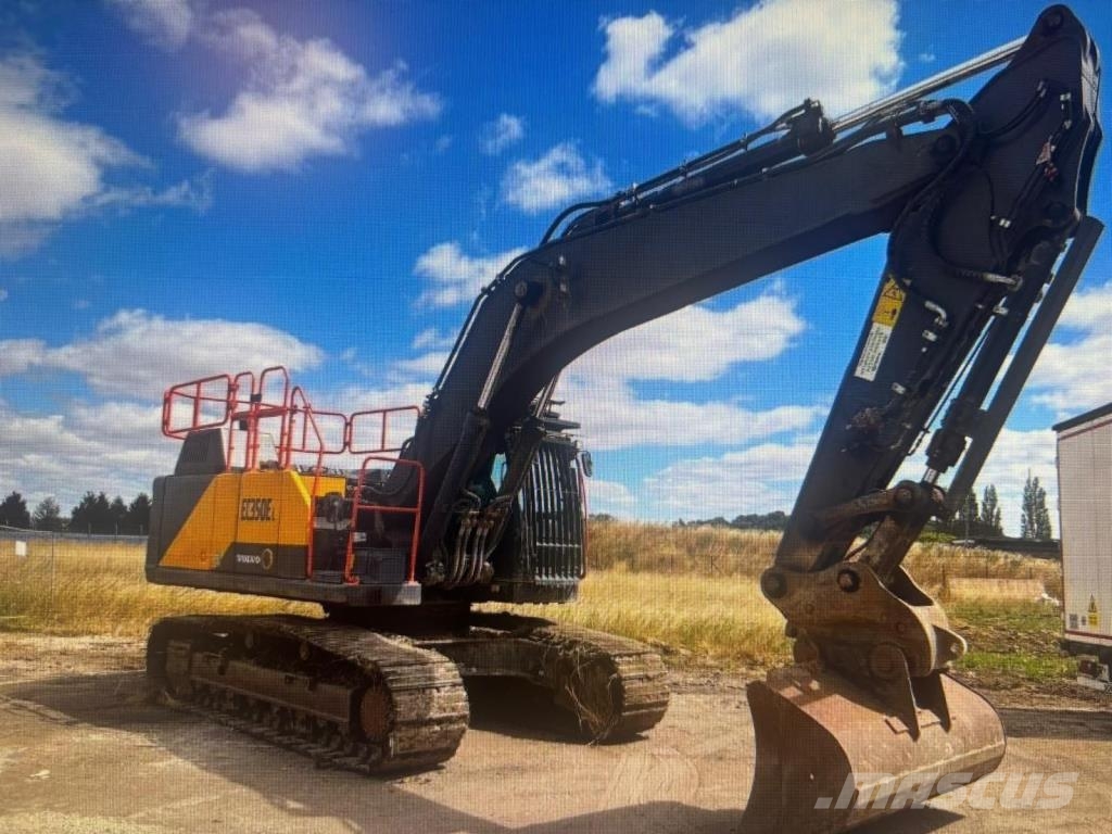 Volvo EC350EL + 700MM TELAT + RASVARI + LÄMMITIN + S80/N Верижен екскаватор