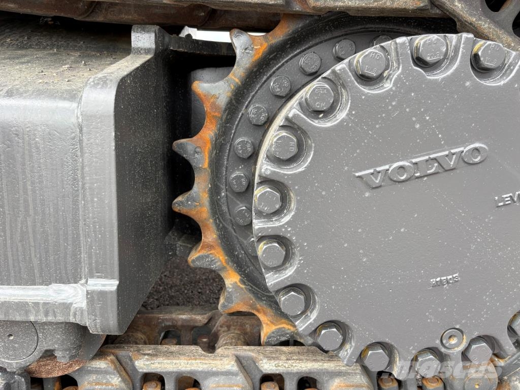Volvo EC380ELN SUORAPUOMI + KAHDET PROBO HYDRAULIIKAT +  حفارات زحافة