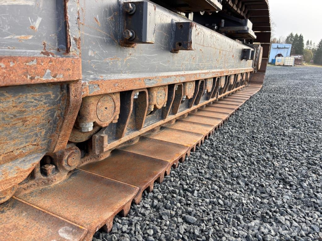 Volvo EC550EL + 750MM TELAT + TÄYSPITKÄT OHJURIT + KAHDE Paletli ekskavatörler