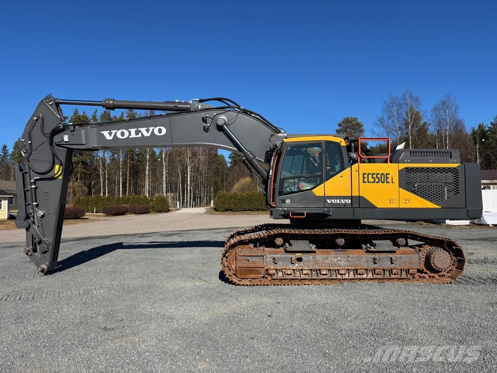 Volvo EC550EL + 750MM TELAT + TÄYSPITKÄT OHJURIT + KAHDE Paletli ekskavatörler