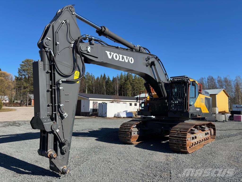 Volvo EC550EL + 750MM TELAT + TÄYSPITKÄT OHJURIT + KAHDE Paletli ekskavatörler