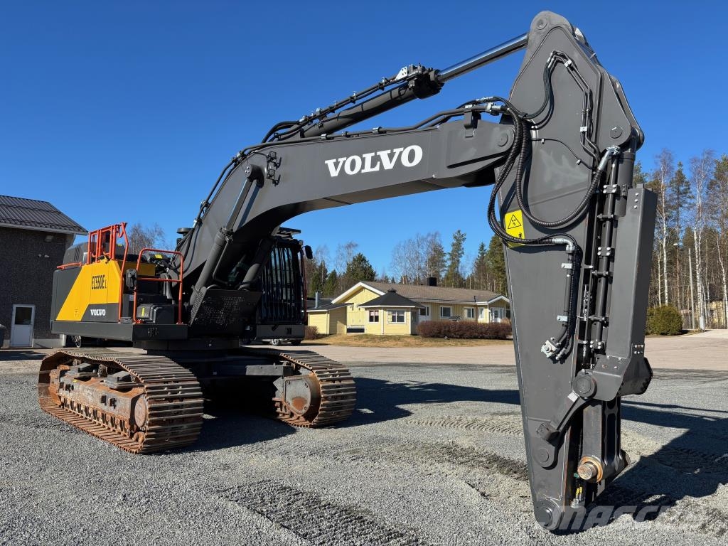 Volvo EC550EL + 750MM TELAT + TÄYSPITKÄT OHJURIT + KAHDE Paletli ekskavatörler