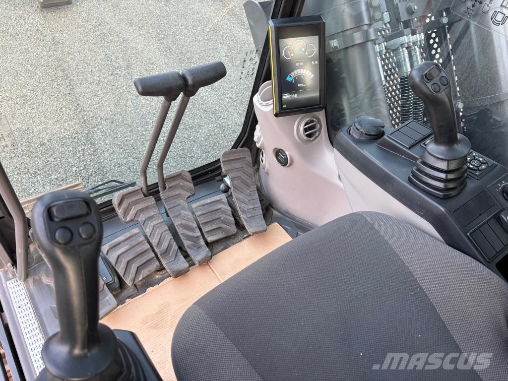 Volvo EC550EL + LEVITETTÄVÄ ALUSTA + RASVARI + LÄMMITIN Raupenbagger