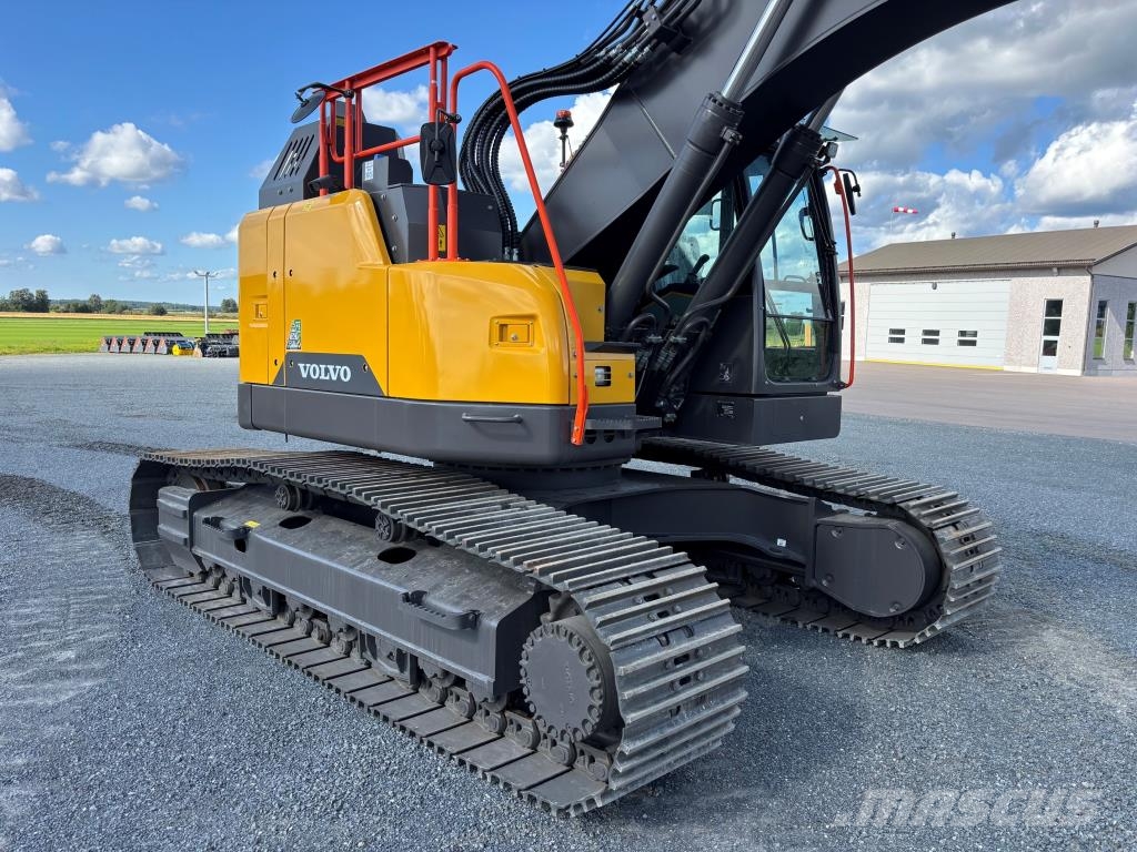 Volvo ECR355EL + 700MM TELAT + KAHDET LISÄHYDRAULIIKAT + Excavadoras sobre orugas