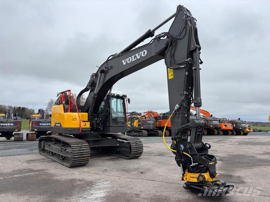 Volvo ECR355EL + 700MM TELAT + RASVARI + LÄMMITIN + ENGC Kāpurķēžu ekskavatori