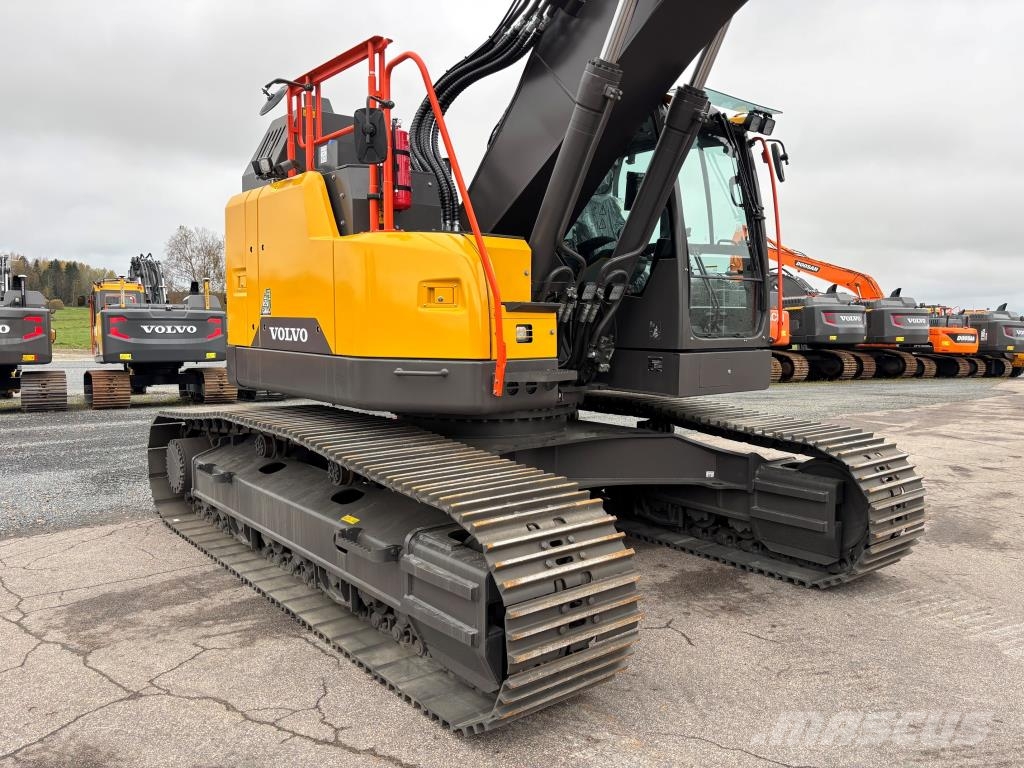 Volvo ECR355EL + 700MM TELAT + RASVARI + LÄMMITIN + ENGC Kāpurķēžu ekskavatori