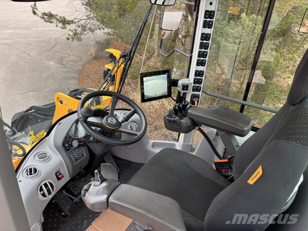 Volvo L110H + PIKALIITIN + KAHDET LISÄHYDRAULIIKAT + BSS لوادر بعجل
