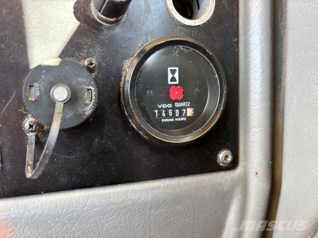 Volvo L120D + PIKALIITIN + LISÄHYDRAULIIKKA + BSS + ILMA Iekrāvēji uz riteņiem