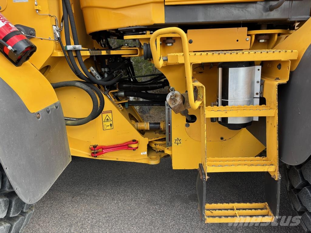 Volvo L120F + PIKALIITIN + KAHDET LISÄHYDRAULIIKAT + BSS Wheel loaders