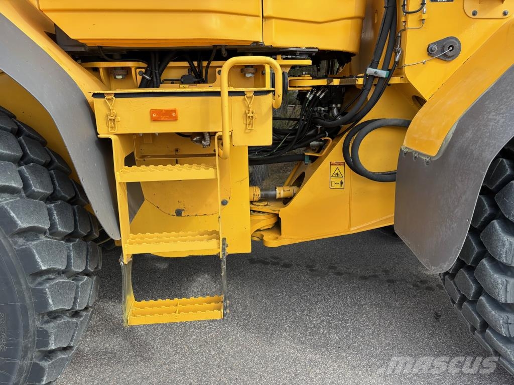 Volvo L120F + PIKALIITIN + KAHDET LISÄHYDRAULIIKAT + BSS Wheel loaders