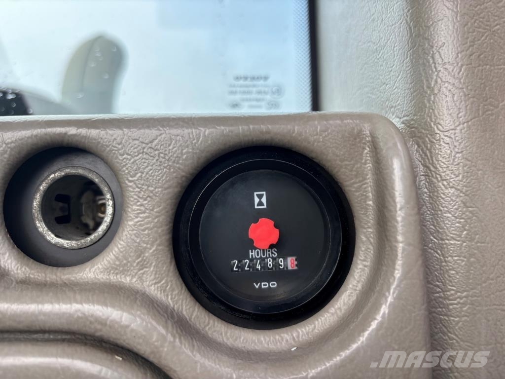 Volvo L120F + PIKALIITIN + LISÄHYDRAULIIKKA + BSS + RASV Chargeuse sur pneus