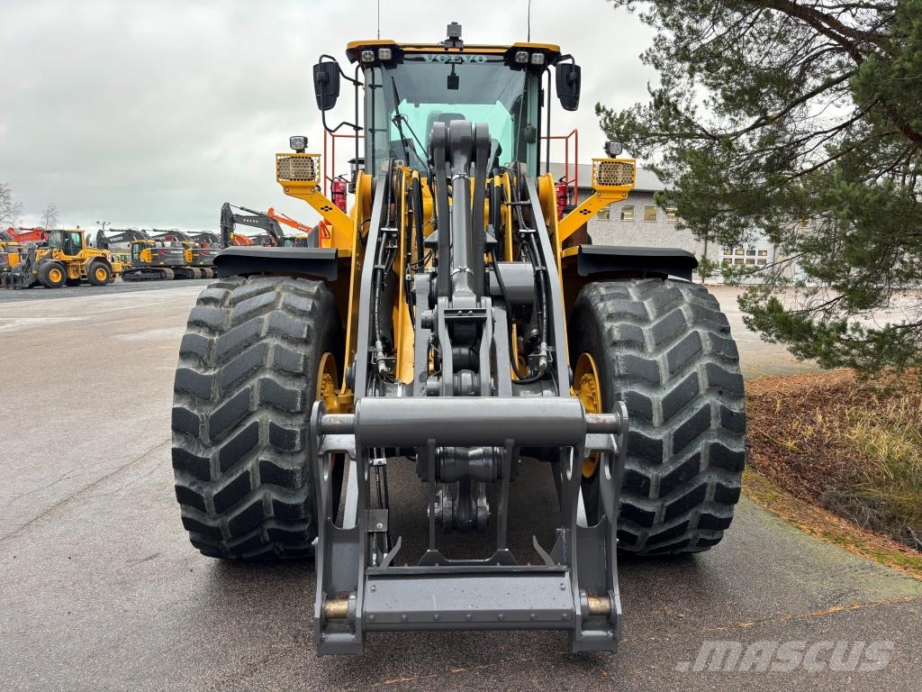 Volvo L150H + PIKALIITIN + LISÄHYDRAULIIKKA + BSS + CDC Radlader