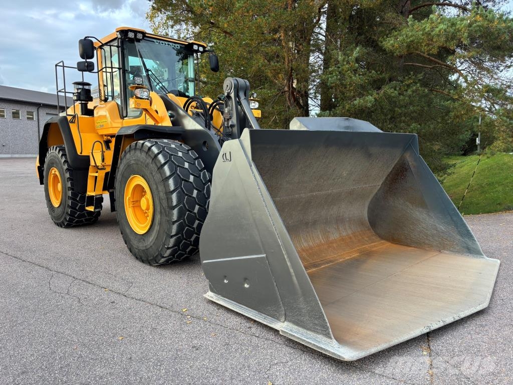 Volvo L180H + BSS + RASVARI + CDC-VIPUOHJAUS + LOADMASTE Kolesové nakladače