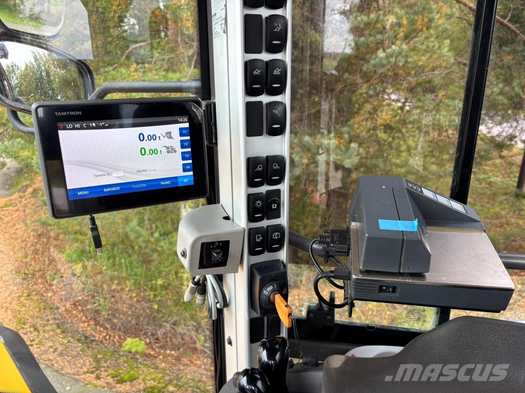 Volvo L180H + BSS + RASVARI + TAMTRON VAAKA + V-KÄRKIKAU Incarcator pe pneuri