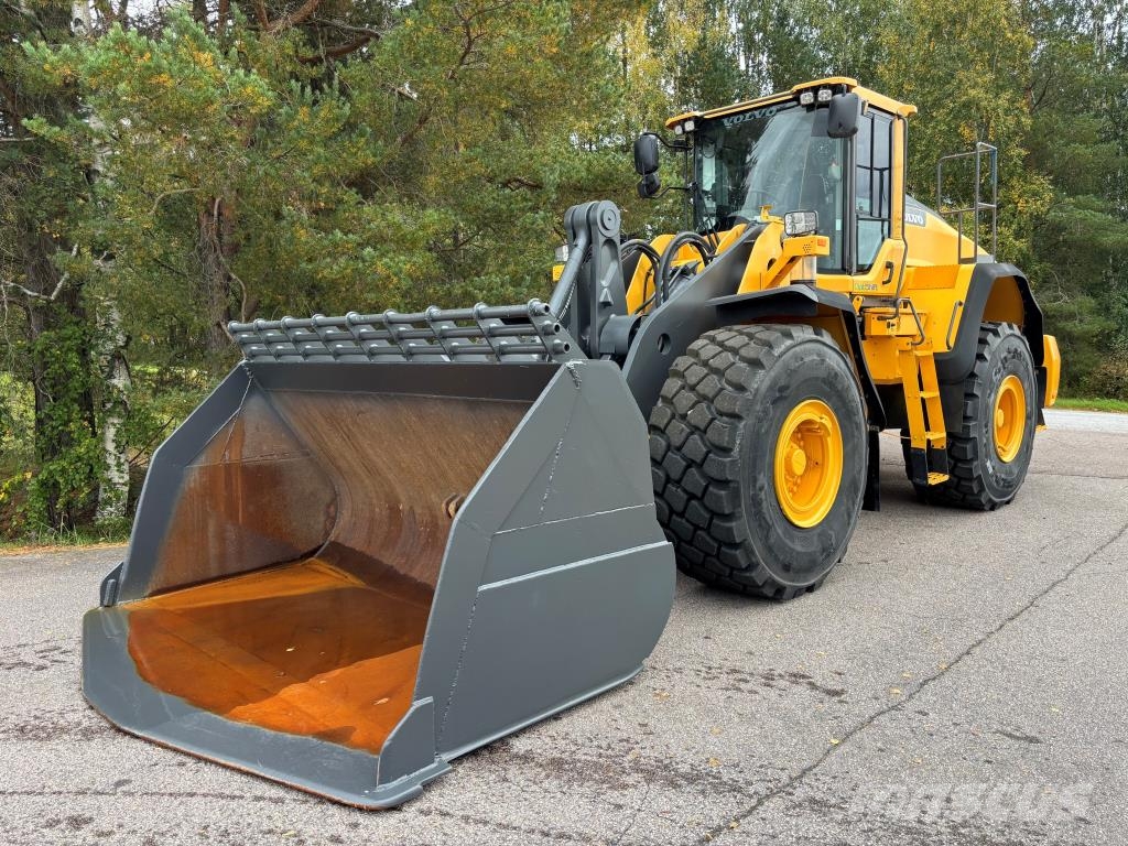 Volvo L180H + BSS + RASVARI + TAMTRON VAAKA + V-KÄRKIKAU Incarcator pe pneuri