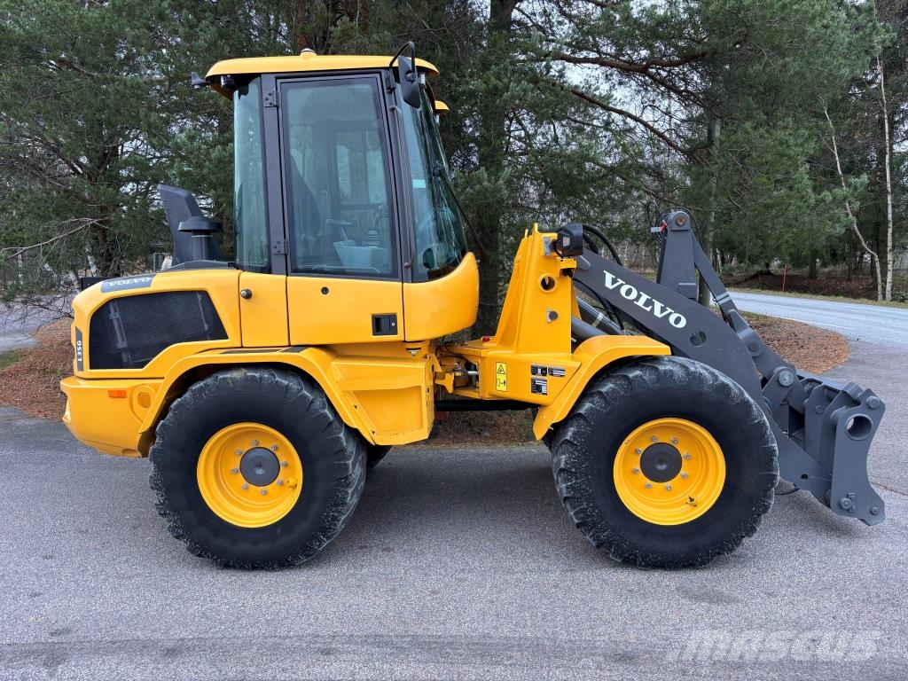 Volvo L35G + NOPEA VERSIO + KAHDET LISÄHYDRAULIIKAT + RA Фронтальні навантажувачі